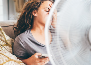 UK Heatwaves Ignite Crisis of Sleep and Public Safety