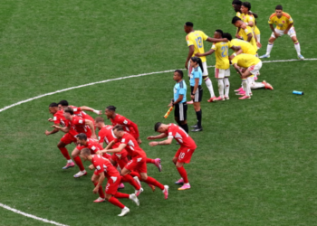 Switzerland Advance in Penalty Thriller
