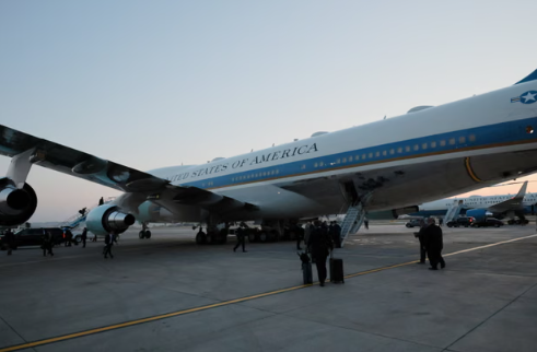 Trump Swaps Planes Amid Iran Tensions