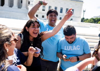 US Supreme Court Rejects Trump Attack on Birthright Law