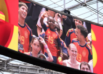 Spain’s Superstar Fan: Keyne Yamal Steals the Spotlight