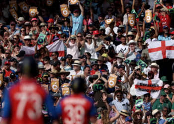 Sports, Women's Cricket A Historic Lord’s Bow for Beaumont and England