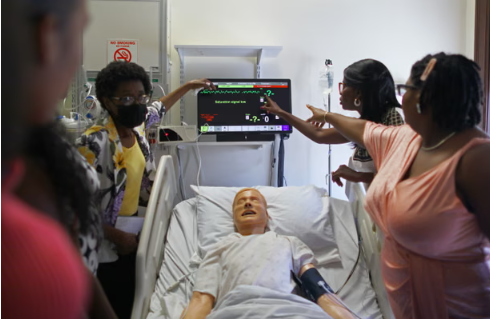 Trump Immigration Cuts Threaten US Caregiver Stability