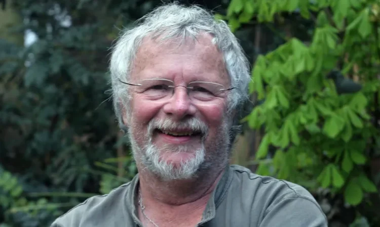 Bill Oddie dies at 85