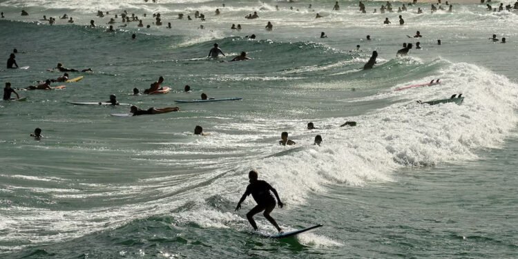 Sydney Records Hottest June Since 1859 as Expert Warns New High a ‘Signature’ of Global Warming