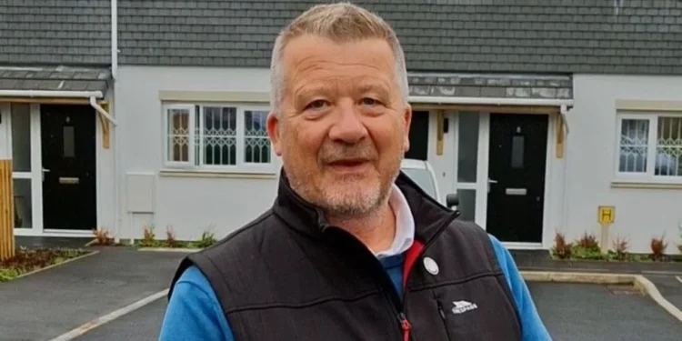 Cornwall Van Dwellers Face Eviction in Housing Crisis