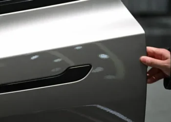China car recall hidden door handles