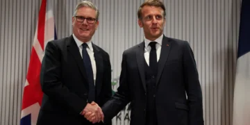 Former Diplomats Urge UK and France to Act on Palestine
