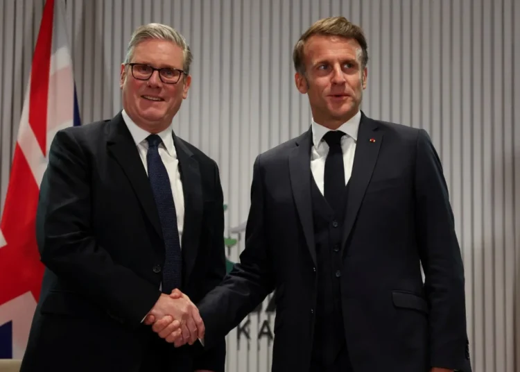 Former Diplomats Urge UK and France to Act on Palestine