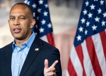 US House Passes Russia Sanctions Bill Amid Debate