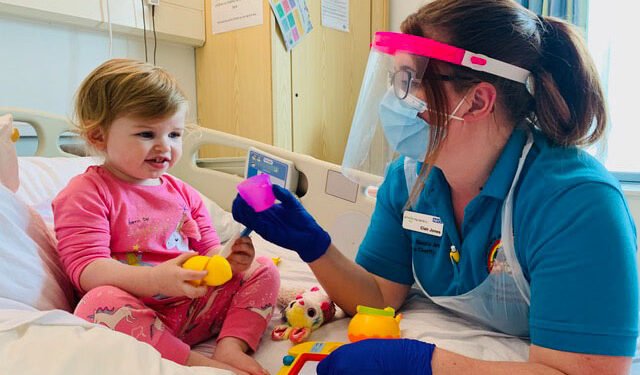English Hospitals Face Shortage of Health Play Staff