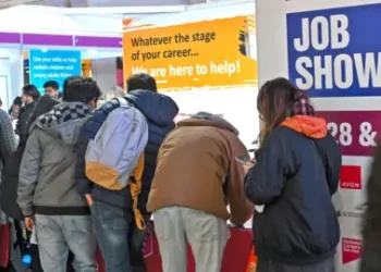 UK Youth Jobs Gap Exposes Sharp Regional Divide