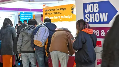 UK Youth Jobs Gap Exposes Sharp Regional Divide