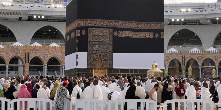 Saudi Arabia Warns Houthis After Drone Near Mecca