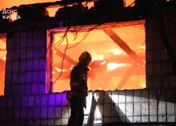 Russian strikes Kyiv railway workers