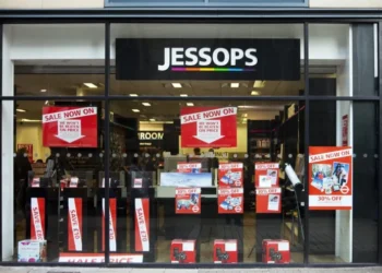 AO Acquires Jessops in Camera Retail Expansion