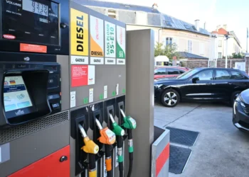 UK Diesel Prices Hit Record High Amid Iran Conflict