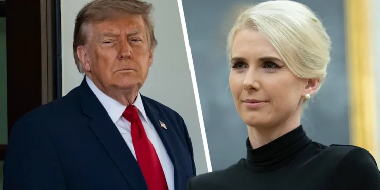 Trump gives $45,000 holiday gifts to White House aides
