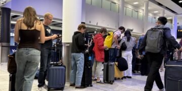 Nats Boss Summoned as UK Flight Chaos Continues