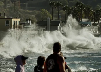 Pacific heatwave El Niño US weather