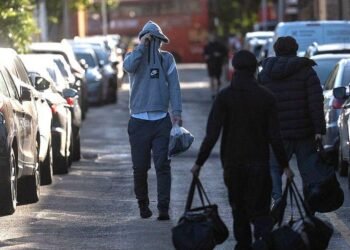 Hundreds of UK prisoners released early amid overcrowding