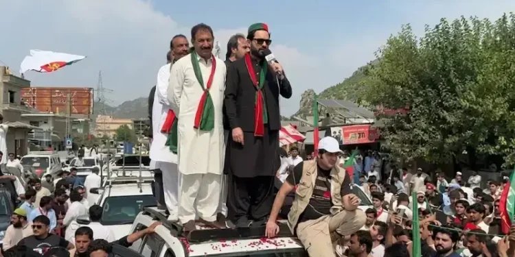 PTI Announces Swabi Rally Ahead of Long March Plans