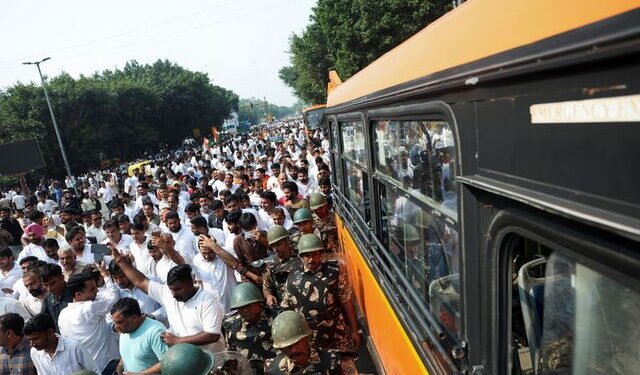 Delhi Closes Metro Stations Ahead of Election Protest