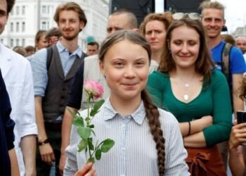 Greta Thunberg Backs French Students in School Protests
