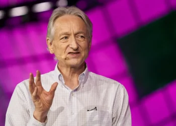 Geoffrey Hinton Warns AI Could Escape Human Control