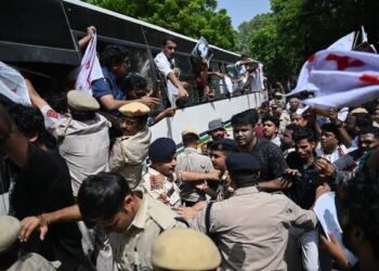 India’s Voter Roll Crisis Sparks Nationwide Protests