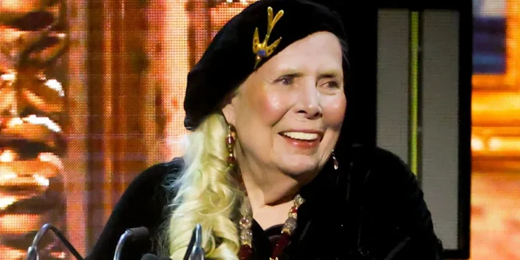 Joni Mitchell Becomes US Citizen After 62 Years