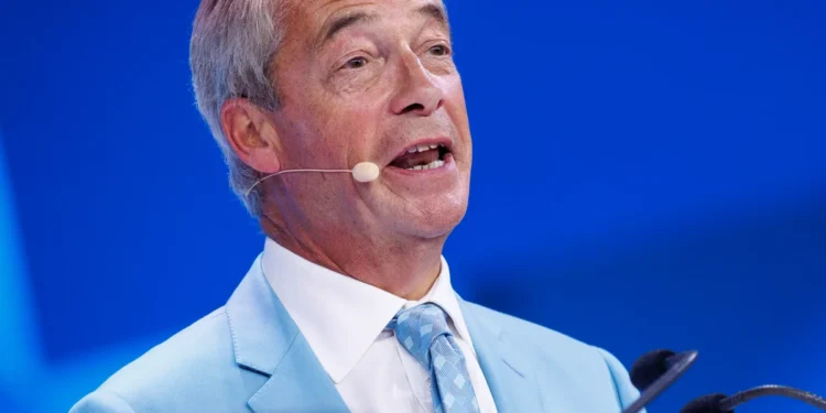 Jenrick Defends Farage Amid Fresh Reform Racism Claims