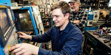 UK Plans Higher Training Costs for Older Apprentices