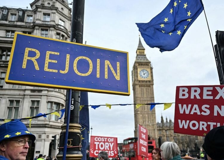 Brexit Debate Returns as UK Voters Reconsider EU Exit