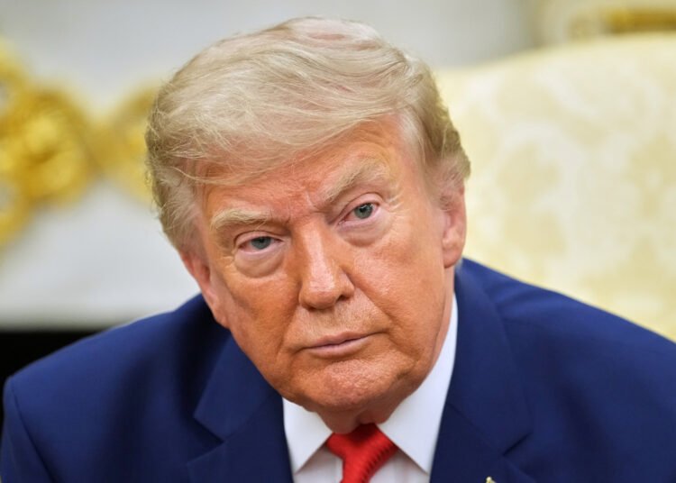 Trump Pledges $400m to Boost Republicans in Midterms
