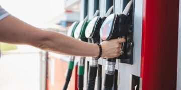 UK Inflation Hits 3.5% as Middle East War Drives Fuel Costs
