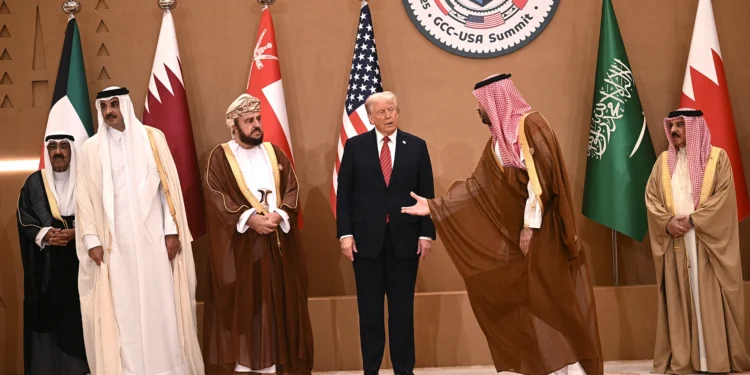 Gulf States Push Multi-Part Deal to Avert US-Iran War