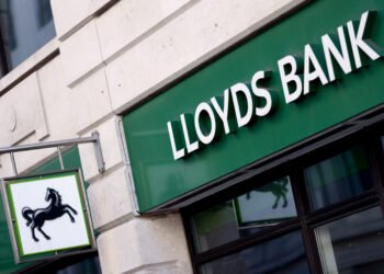 Lloyds Warns Against Extending Higher Bank Tax