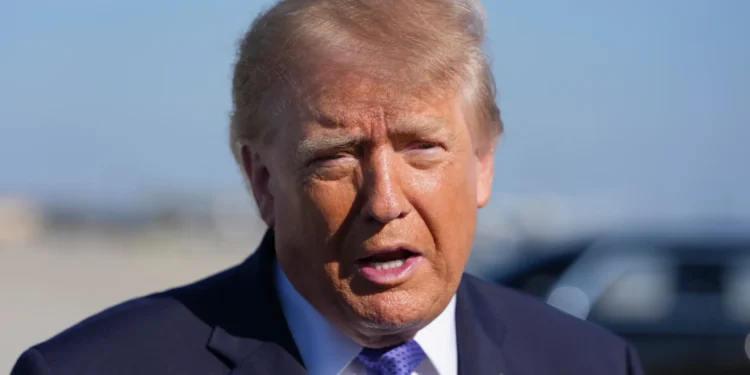 Trump Again Demands Peltola Prosecution as Alaska Race Escalates