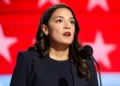 Democrats Court Maha Voters as Trump Alliance Frays