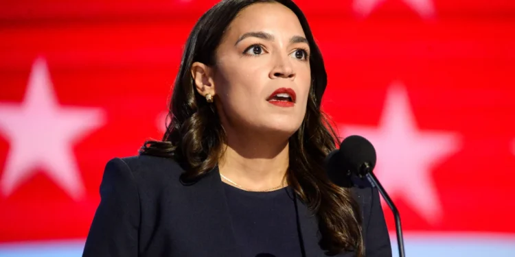 Democrats Court Maha Voters as Trump Alliance Frays