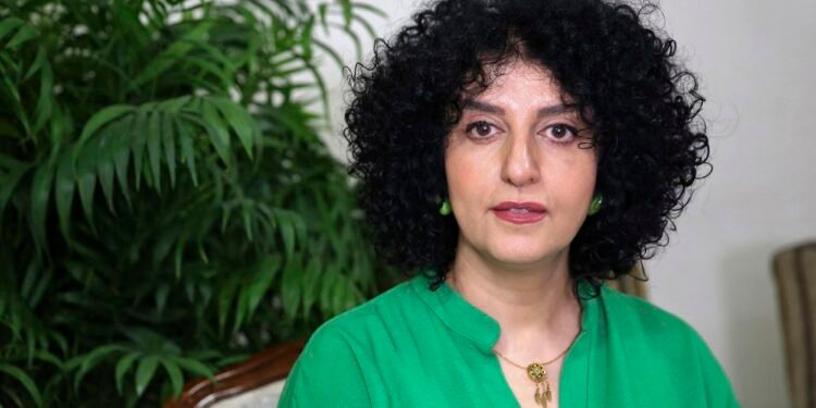 Iran Nobel Laureate Reveals Prison Torture and Fears