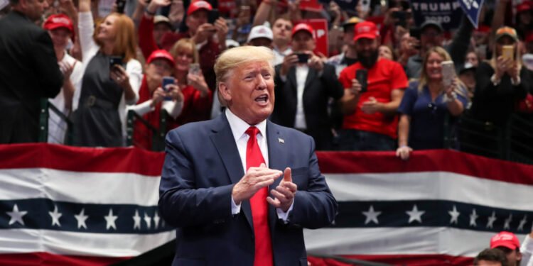 Trump Rally Faces Protests as Texas Race Tightens