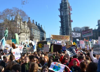 Britons Demand Greater Honesty on Climate Crisis