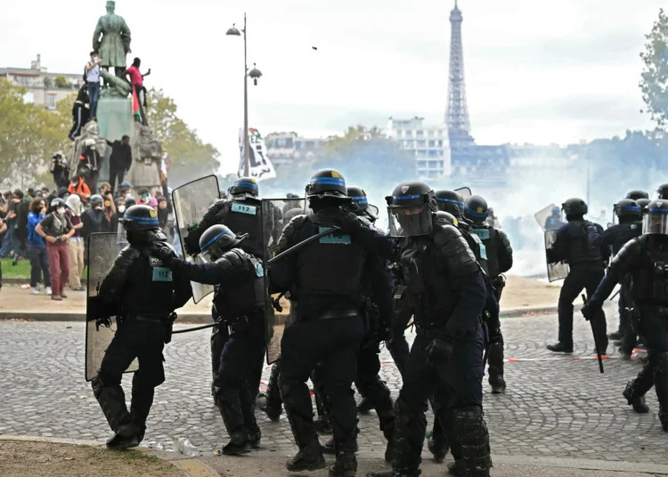 French Fast-Track Courts Face Backlash Over Riot Cases